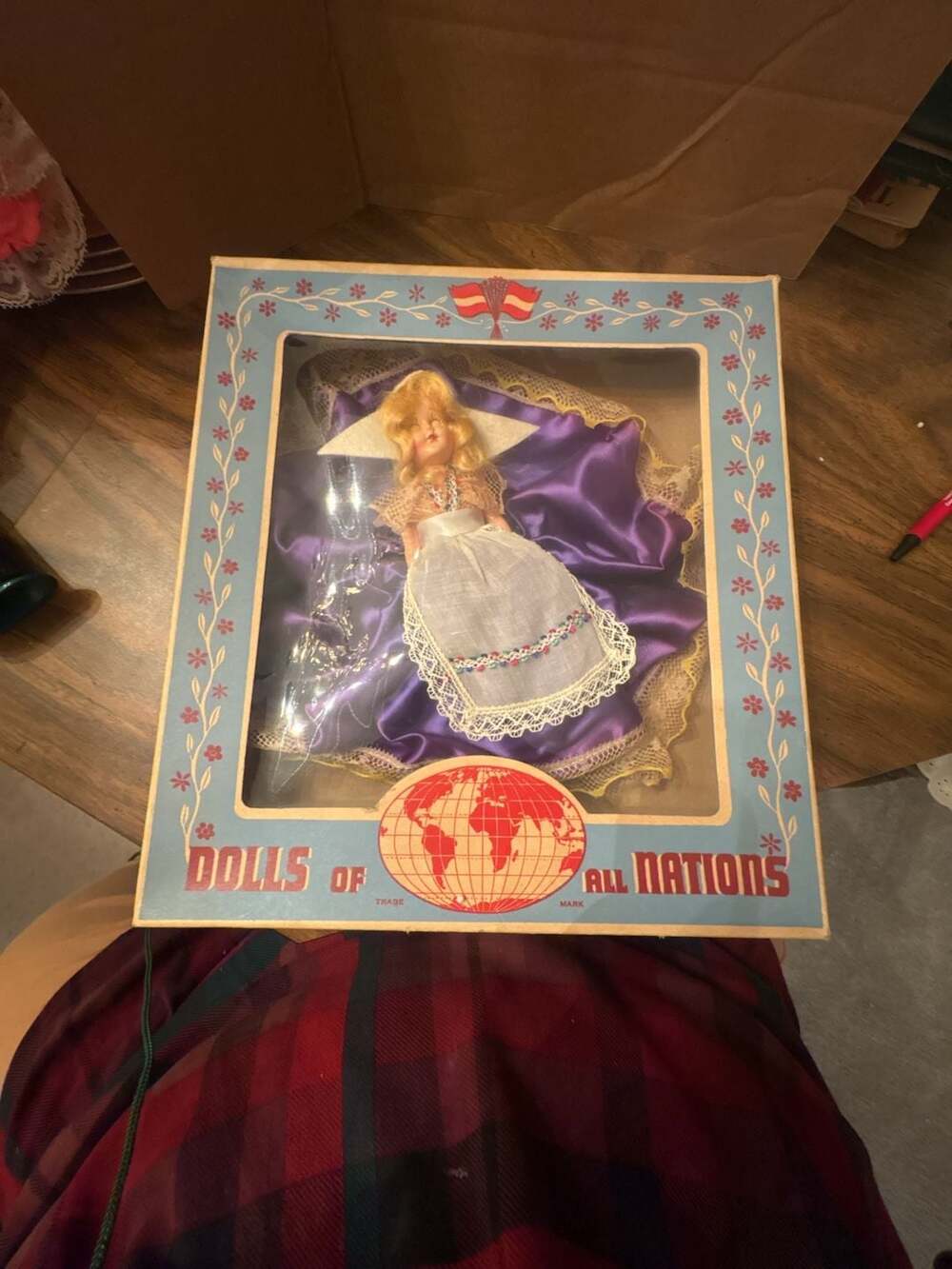 Dolls Of All Nations Vintage Collector Doll In Original Box Purple Satin
